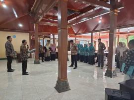 Pelaksanaan Apel dalam Rangka Hari Desa Nasional